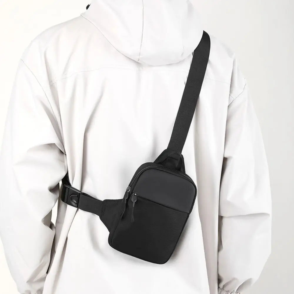 Men’s Fashion Chest Bag – Compact & Stylish Crossbody for Everyday Use