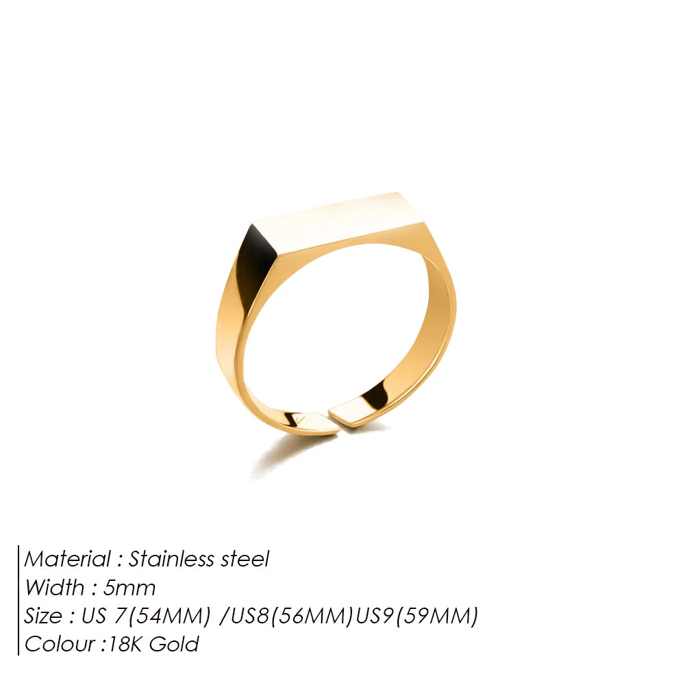 eManco Classic Men's Gold-Plated Stainless Steel Ring – Timeless & Stylish