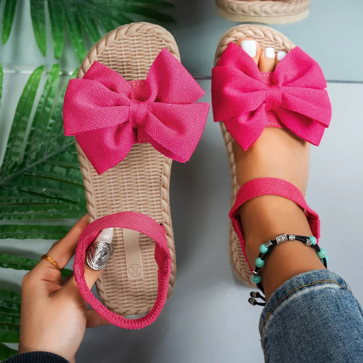 Women’s Anti-Slip Lightweight Sandals 2025 – Summer Bow Tie Flat Beach & Casual Slippers