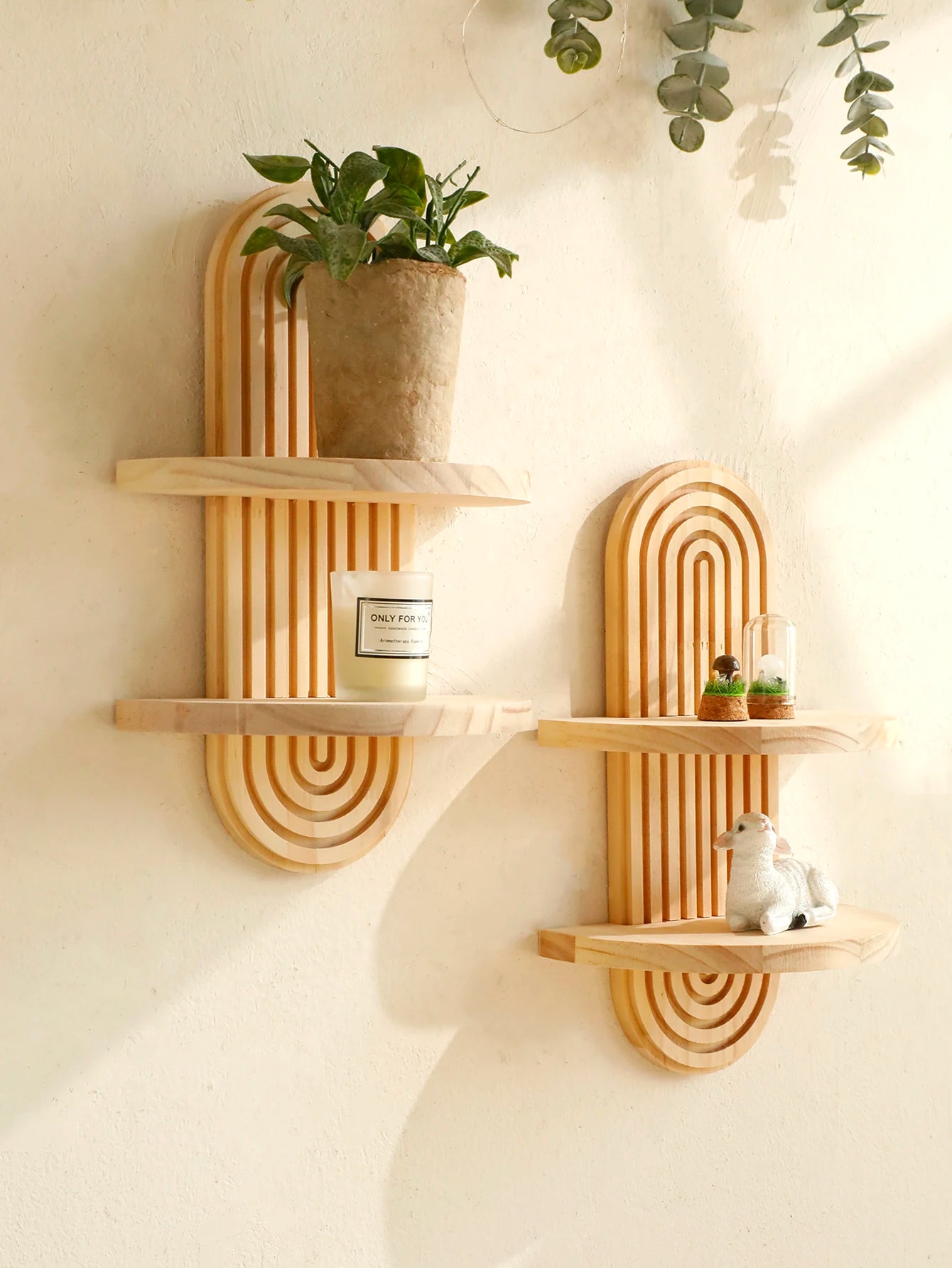 Boho Style Wooden Wall Shelf – Elegant & Modern Home Décor