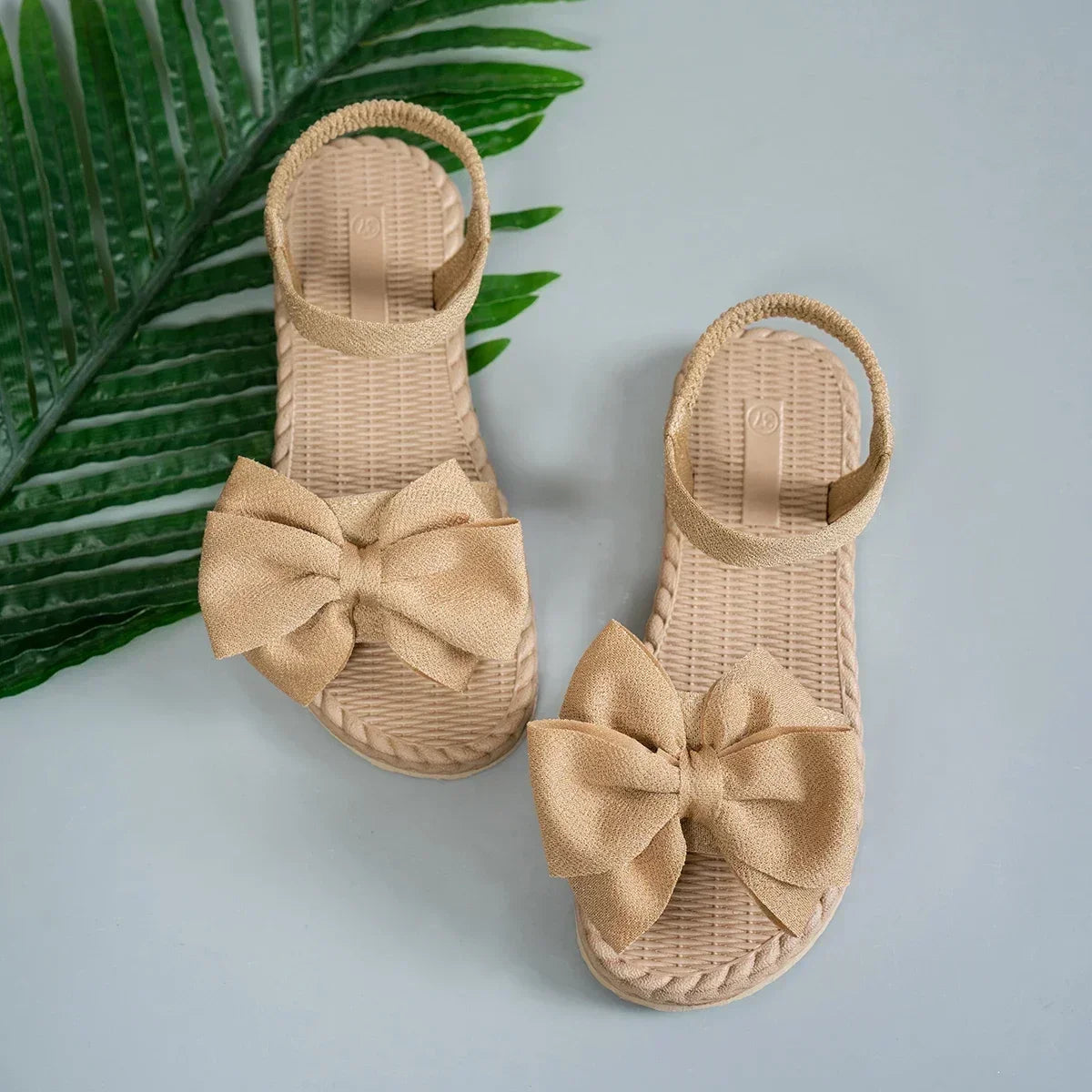 Women’s Anti-Slip Lightweight Sandals 2025 – Summer Bow Tie Flat Beach & Casual Slippers