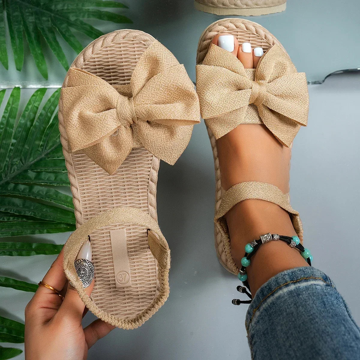 Women’s Anti-Slip Lightweight Sandals 2025 – Summer Bow Tie Flat Beach & Casual Slippers