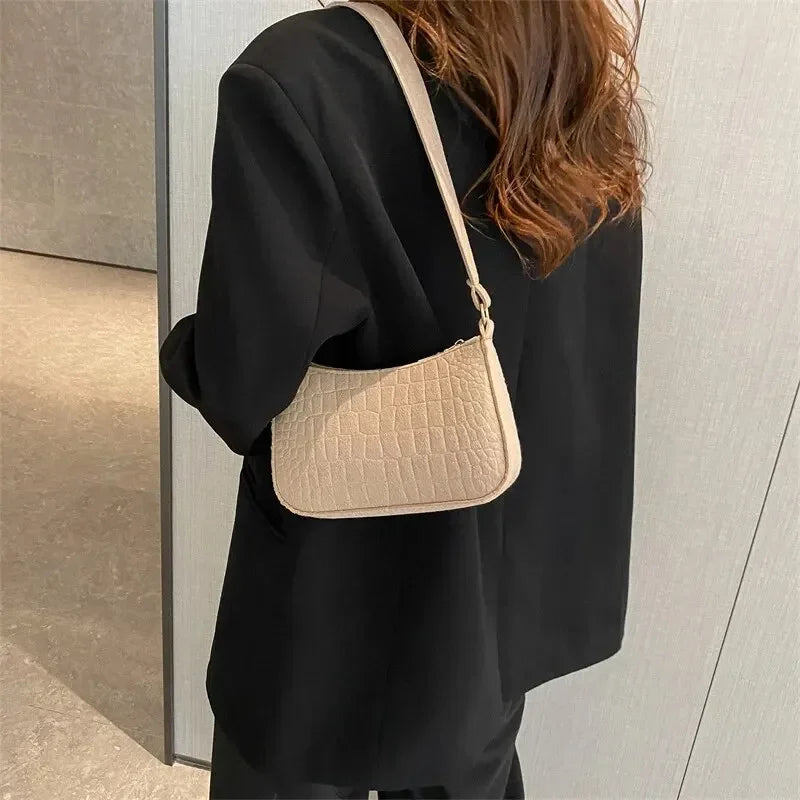 2024 Retro Small Square Shoulder Bag – Elegant Autumn Underarm & Handheld Purse