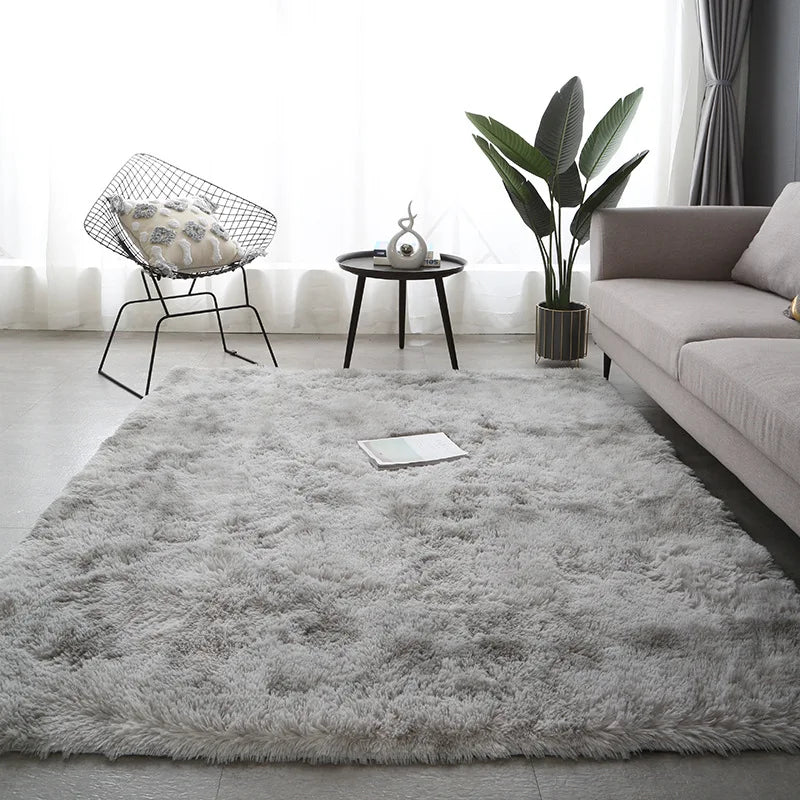 Plush Gray Carpet – Soft &amp; Fluffy Rug for Living Room & Bedroom