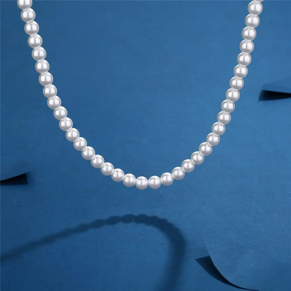 Cool Artificial White Pearl Necklace – Stylish Unisex Beaded Choker