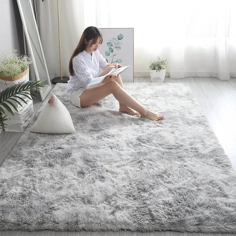 Plush Gray Carpet – Soft &amp; Fluffy Rug for Living Room & Bedroom