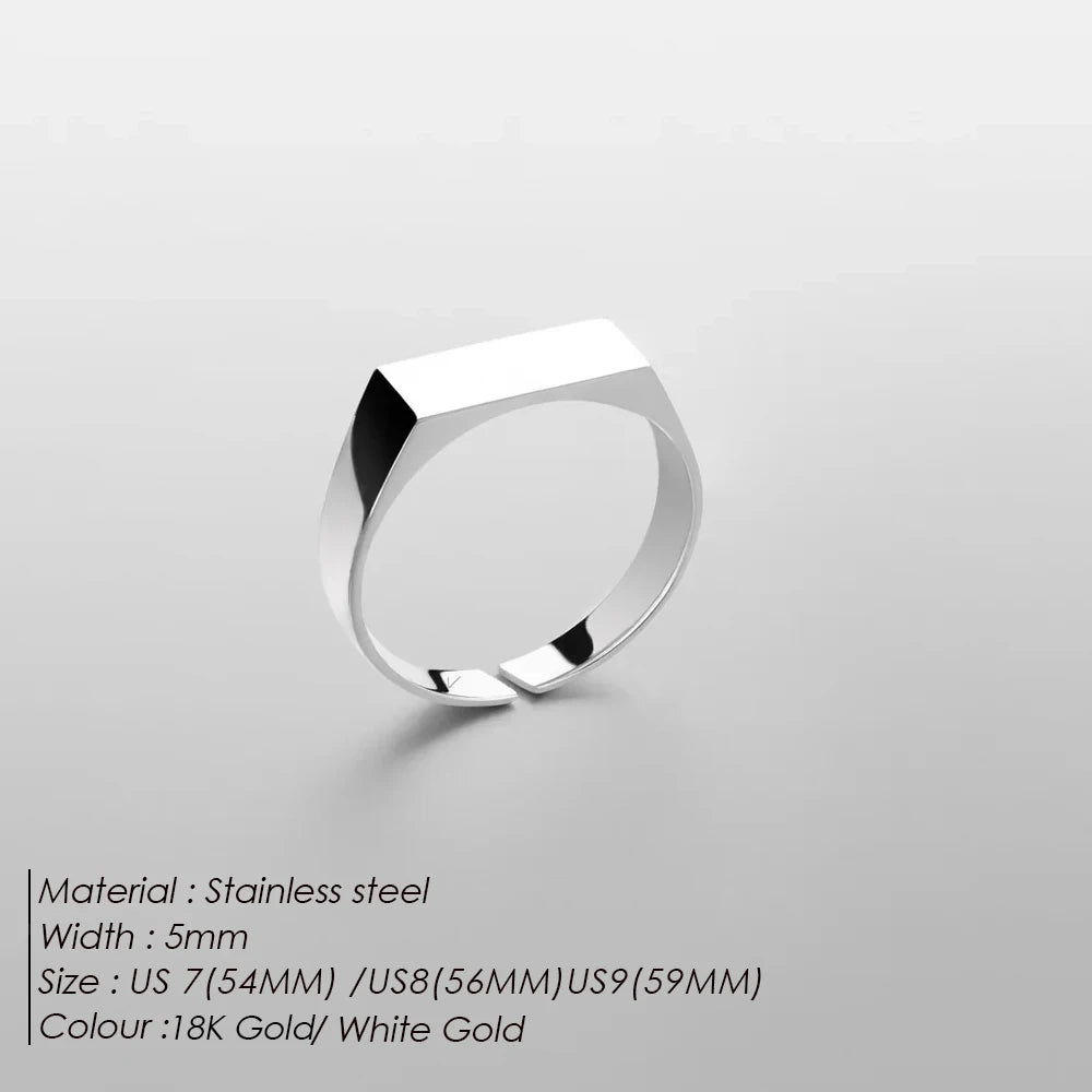 eManco Classic Men's Gold-Plated Stainless Steel Ring – Timeless & Stylish